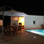 Mia شقة